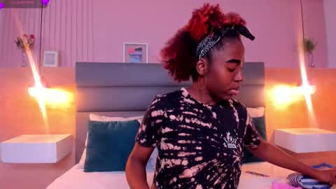 Zoe Novakk  online show from October 3, 2025, 11:02 pm