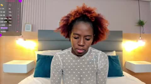 Zoe Novakk  online show from October 10, 2025, 3:11 pm