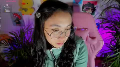 zoe_ray_y online show from February 10, 2026, 6:45 pm