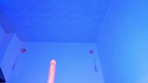 Zoe online show from January 13, 2025, 2:42 pm