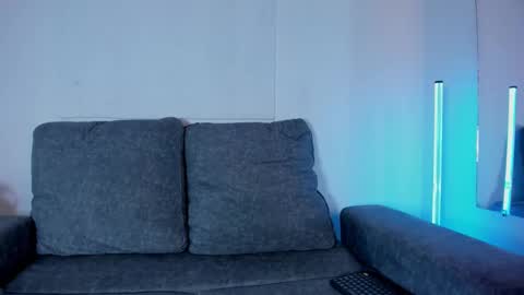 Zoe online show from February 17, 2025, 7:10 pm