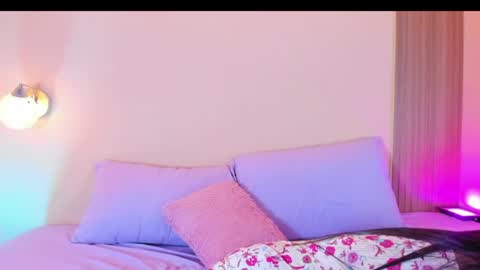 Zoe online show from April 5, 2026, 10:23 am