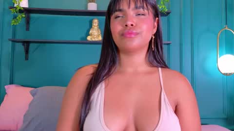 Zoe online show from April 21, 2026, 3:13 am