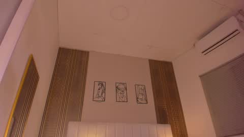 Hi guys i am Zoe  online show from February 26, 2026, 11:53 am