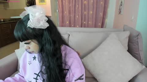 zoe_sullivan_ online show from January 13, 2025, 9:19 am