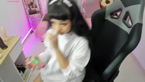 zoe_sullivan_ online show from January 22, 2025, 9:24 am