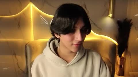 Zoe online show from November 24, 2025, 8:30 pm