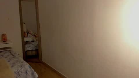 Zoe online show from February 1, 2026, 12:04 pm