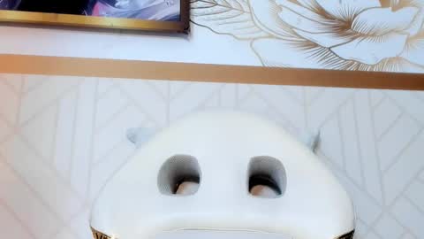 Zoe  online show from March 15, 2026, 3:40 pm