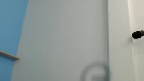 ZOE online show from June 4, 2026, 1:11 am
