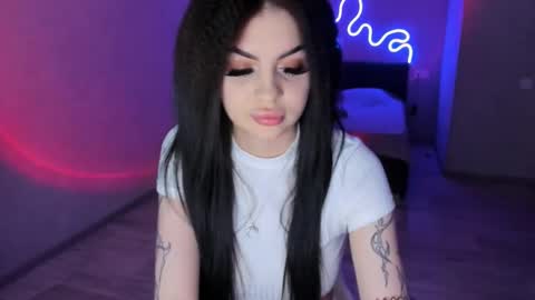 zoedrift online show from October 17, 2025, 2:19 pm