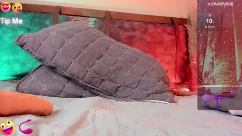 Zoe online show from January 29, 2025, 2:42 pm