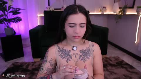 Camila  online show from April 16, 2026, 12:06 pm