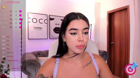  zoee jackson online show from February 22, 2025, 6:52 pm