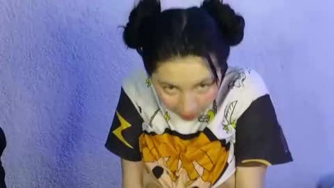 zoee jhonnyy online show from January 6, 2026, 8:29 am