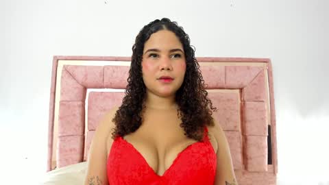 zoee online show from December 13, 2024, 3:16 am