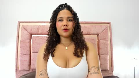 zoee online show from February 8, 2025, 6:12 am