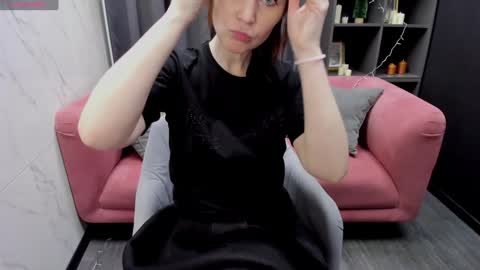 Zoe online show from January 3, 2025, 1:25 pm