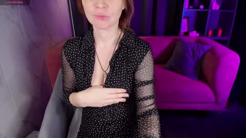 Zoe online show from January 18, 2025, 1:29 pm