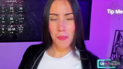 Laura  online show from June 30, 2026, 4:13 am