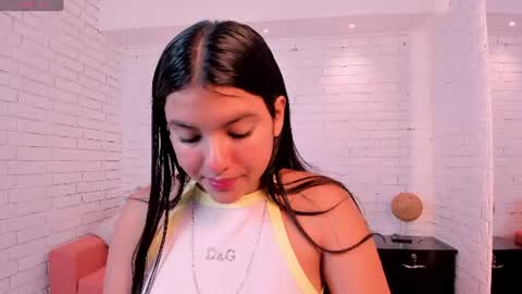 Zoelinss  online show from July 10, 2026, 12:52 pm