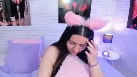 ZOE  online show from October 29, 2025, 2:19 pm