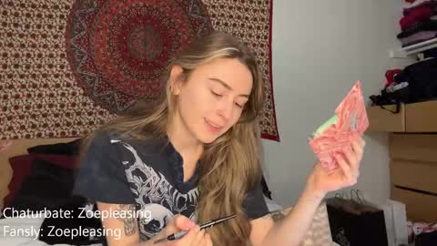 zoepleasing online show from September 12, 2025, 2:11 am