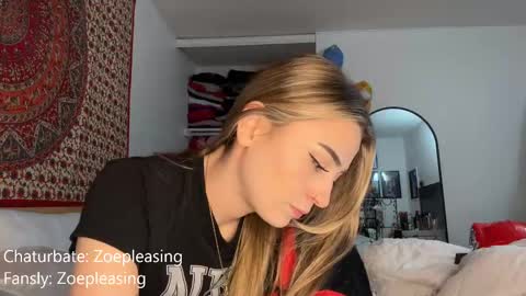 zoepleasing online show from October 11, 2025, 12:54 am