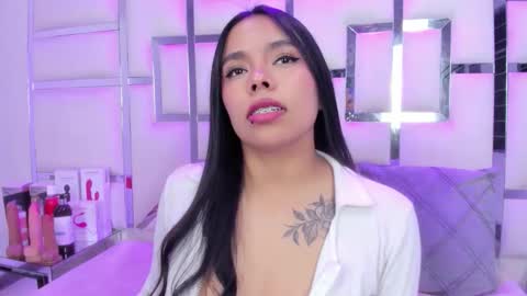 ZoeSwam online show from April 19, 2026, 6:32 pm