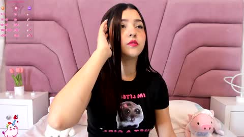 zoewillian online show from February 5, 2025, 2:37 pm