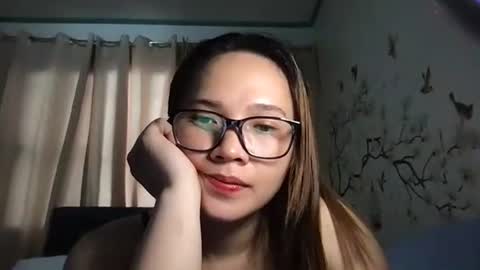 zoey_foryou online show from December 15, 2024, 3:02 am