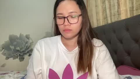 Snapshot of zoey_foryou chatting on April 30, 2026, 12:22 pm zoey_foryou online show from April 30, 2026, 12:22 pm