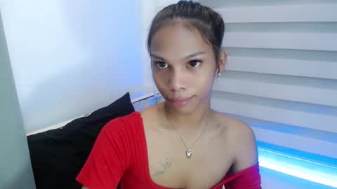 zoey online show from November 7, 2025, 7:41 am