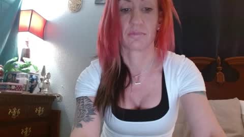 Snapshot of zoeyportland chatting on March 30, 2026, 10:00 pm Zoey Portland online show from March 30, 2026, 10:00 pm