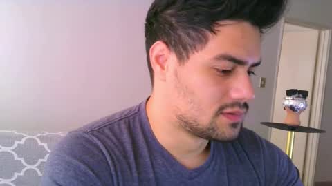 ZohanMohamed online show from December 1, 2025, 7:52 pm