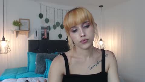 CALL ME    Z O H E T  online show from December 20, 2025, 9:00 pm