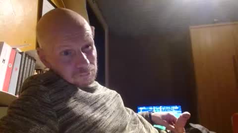 zolexthomas online show from September 30, 2025, 6:02 pm