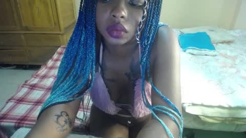 Zooe online show from February 18, 2025, 4:48 pm