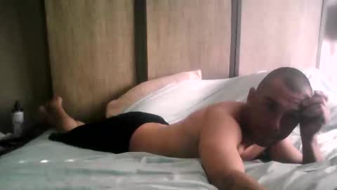 zooroxxx101 online show from October 21, 2025, 3:35 pm