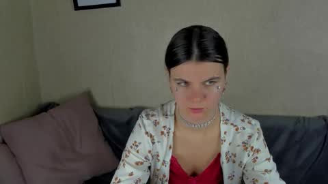 Zoriana online show from November 30, 2025, 9:19 pm