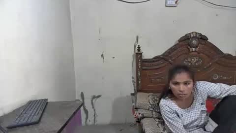 Snapshot of zoyakhan803 chatting on May 18, 2026, 4:51 am zoyakhan803 online show from May 18, 2026, 4:51 am