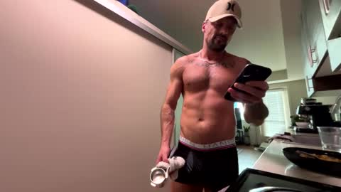 Zuko online show from February 6, 2025, 6:24 pm