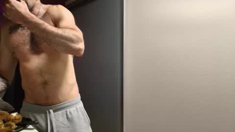 Zuko online show from October 15, 2025, 1:33 pm