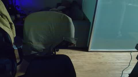 Zuko online show from March 6, 2026, 2:02 pm