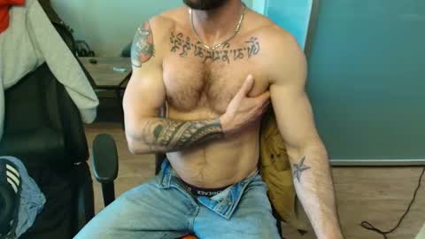 Snapshot of zuko_zen69 chatting on April 1, 2026, 11:57 pm Zuko online show from April 1, 2026, 11:57 pm