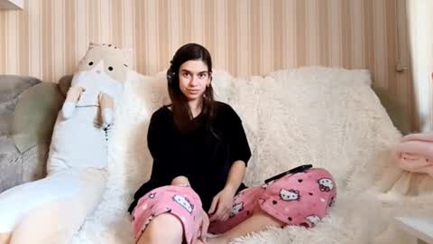 Snapshot of zulajaniak chatting on March 13, 2026, 1:18 pm Joan online show from March 13, 2026, 1:18 pm