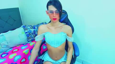 Snapshot of zulramth chatting on June 2, 2026, 6:43 pm zulramth online show from June 2, 2026, 6:43 pm