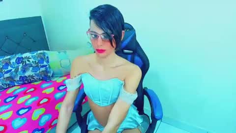 Snapshot of zulramth chatting on June 23, 2026, 10:02 am zulramth online show from June 23, 2026, 10:02 am