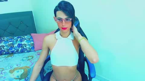 Snapshot of zulramth chatting on July 1, 2026, 9:14 pm zulramth online show from July 1, 2026, 9:14 pm