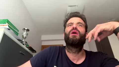 Snapshot of zurdineno chatting on June 13, 2026, 1:53 pm zurdineno online show from June 13, 2026, 1:53 pm